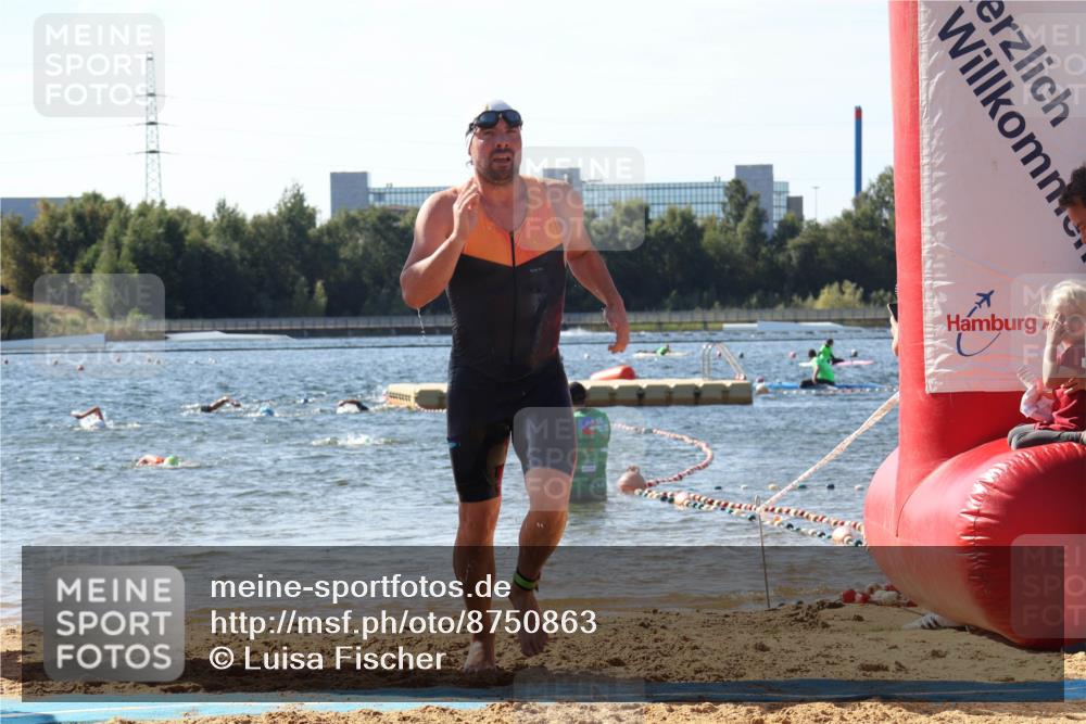 07.09.2025 - 19. Norderstedt Triathlon Luisa Fischer http://msf.ph/oto/8750863 07.09.2025 11:17:34 Schwimmen 773, 1365 meine-sportfotos.de