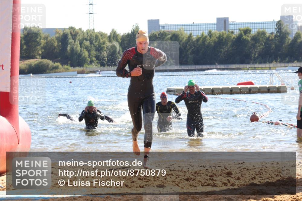 07.09.2025 - 19. Norderstedt Triathlon Luisa Fischer http://msf.ph/oto/8750879 07.09.2025 15:28:35 Schwimmen 499, 510, 513, 550 meine-sportfotos.de