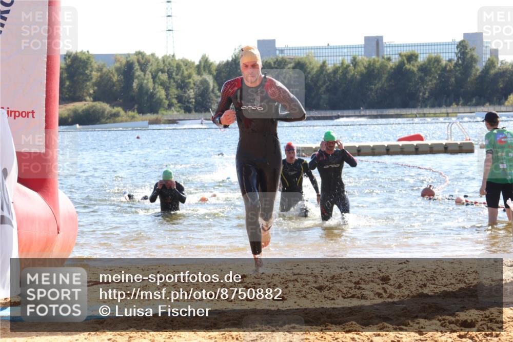 07.09.2025 - 19. Norderstedt Triathlon Luisa Fischer http://msf.ph/oto/8750882 07.09.2025 15:28:36 Schwimmen 499, 510, 513, 541 meine-sportfotos.de