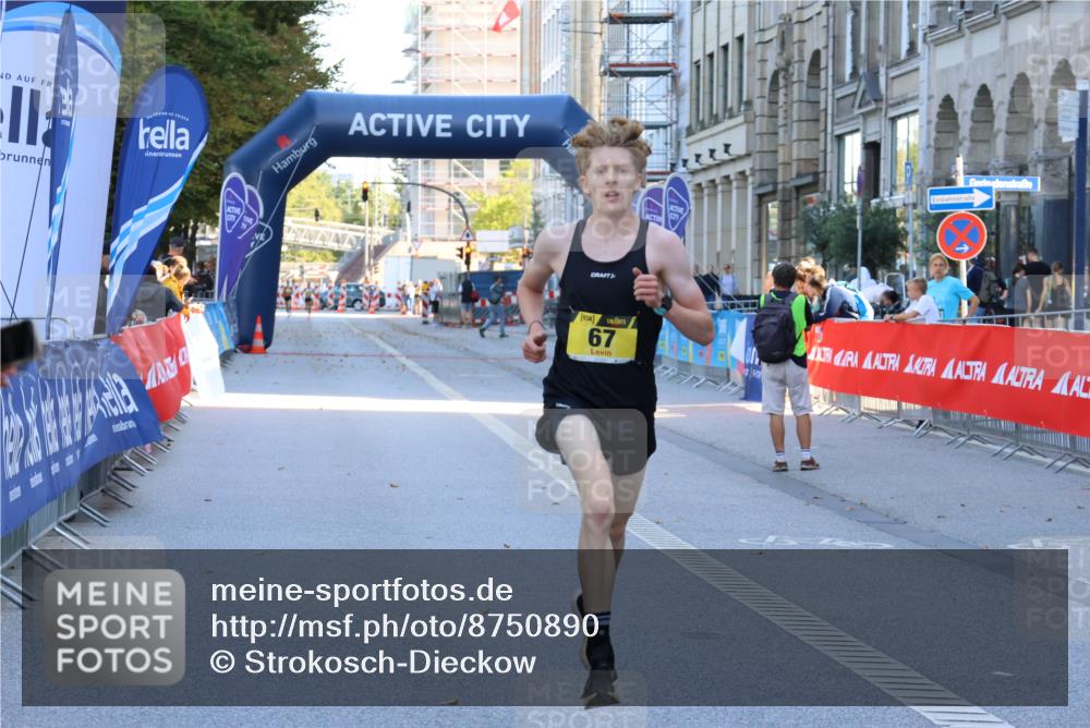 07.09.2025 - BARMER Alsterlauf Strokosch-Dieckow http://msf.ph/oto/8750890 07.09.2025 11:09:05 Ziel  meine-sportfotos.de