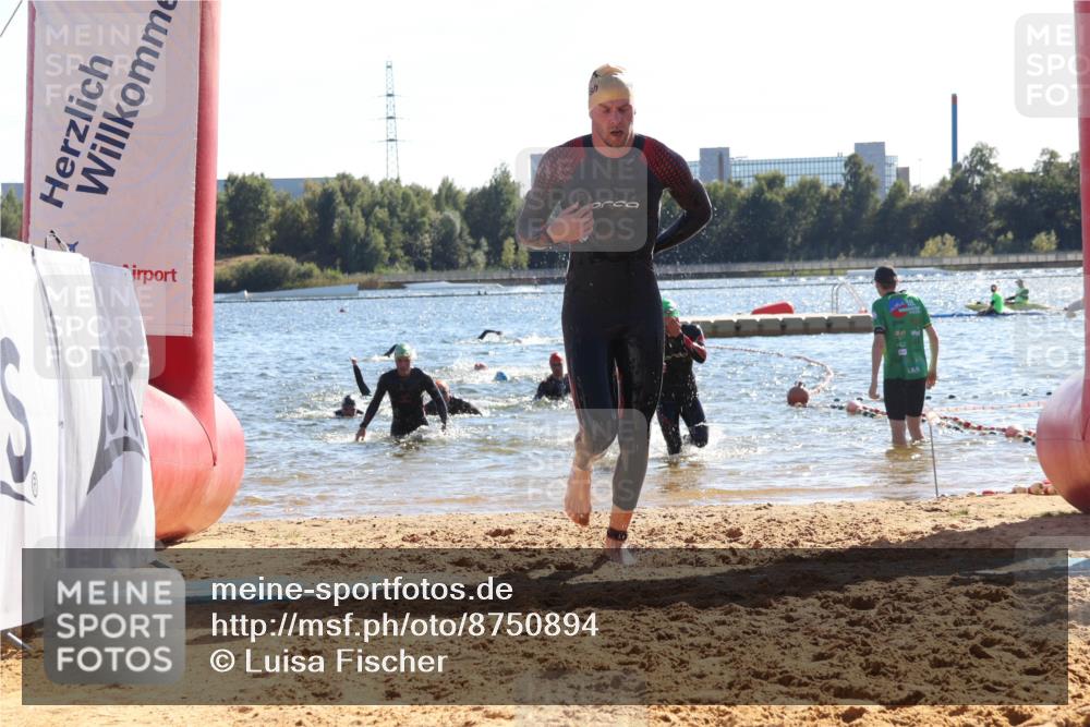 07.09.2025 - 19. Norderstedt Triathlon Luisa Fischer http://msf.ph/oto/8750894 07.09.2025 15:28:37 Schwimmen 499, 501, 510, 513, 541 meine-sportfotos.de