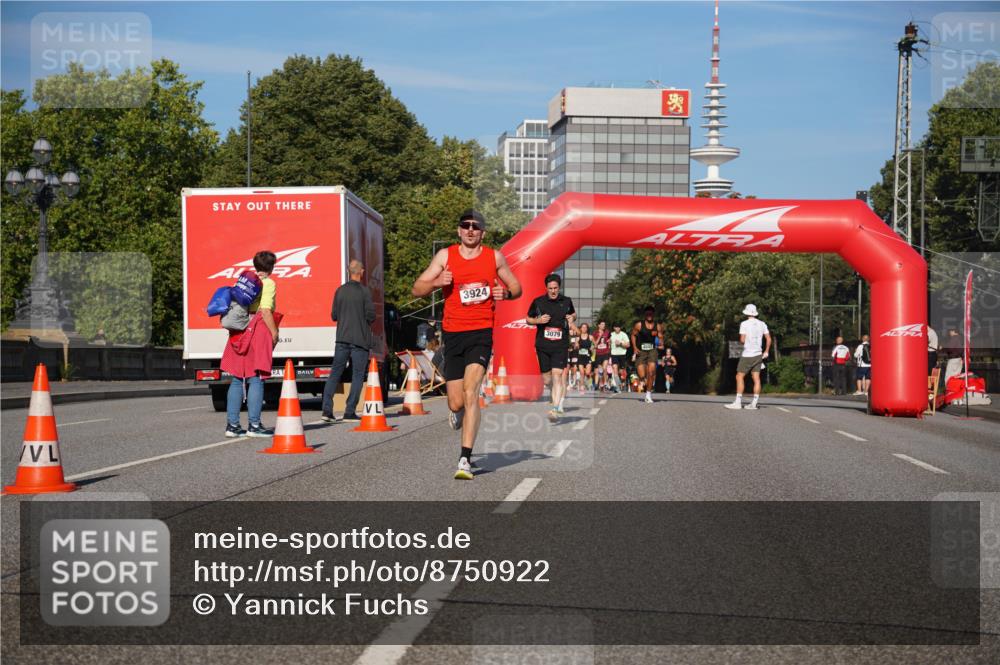 07.09.2025 - BARMER Alsterlauf Yannick Fuchs http://msf.ph/oto/8750922 07.09.2025 09:35:20 Laufen 1, 3924, 3079 meine-sportfotos.de