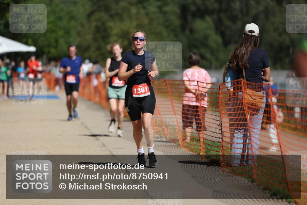 07.09.2025 - 19. Norderstedt Triathlon Michael Strokosch http://msf.ph/oto/8750941 07.09.2025 12:44:28 Laufen 208, 898, 1361 meine-sportfotos.de
