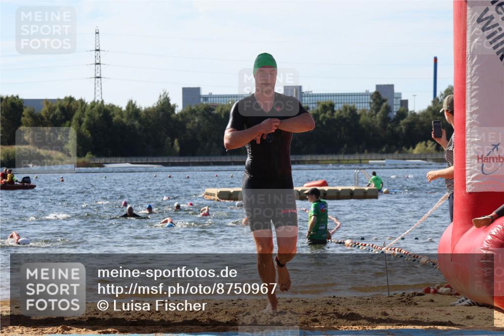 07.09.2025 - 19. Norderstedt Triathlon Luisa Fischer http://msf.ph/oto/8750967 07.09.2025 11:18:03 Schwimmen 736, 1357 meine-sportfotos.de
