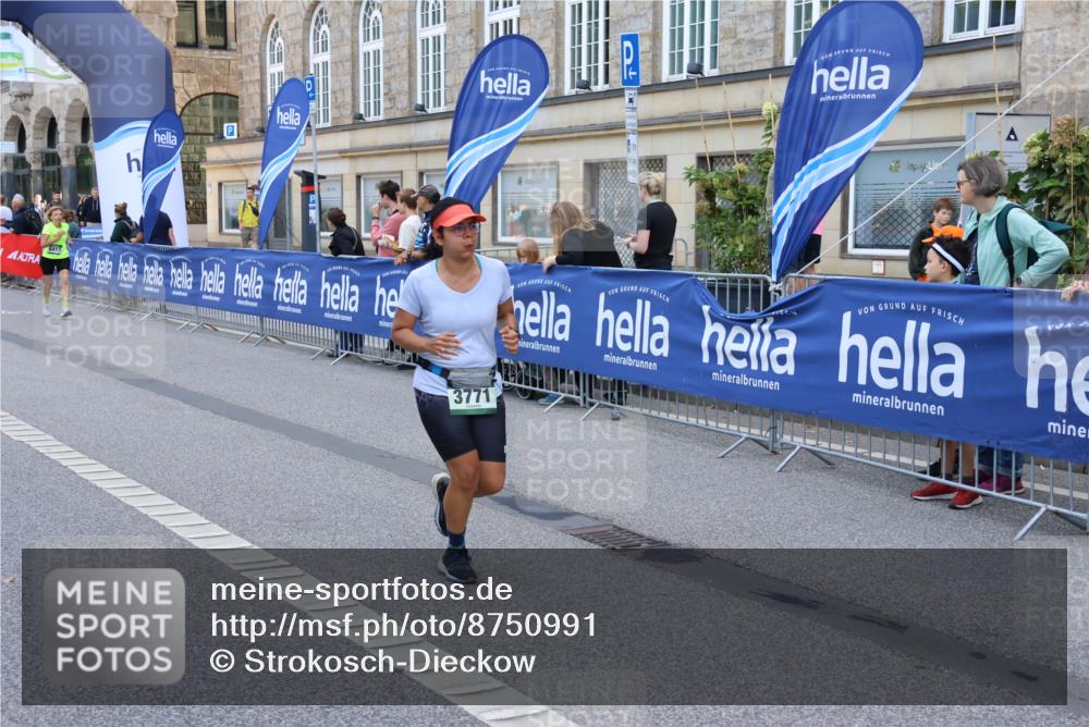 07.09.2025 - BARMER Alsterlauf Strokosch-Dieckow http://msf.ph/oto/8750991 07.09.2025 10:15:17 Ziel 2132, 2698, 2950, 3703, 3776, 4007, 4210, 4473, 6047, 6263, 6266, 6267, 6273, 8310, 8482 meine-sportfotos.de