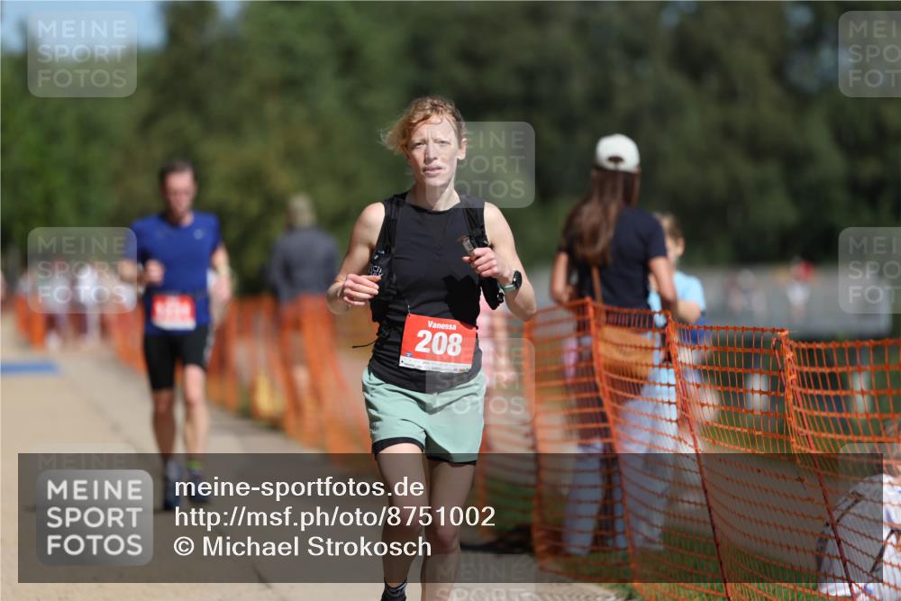 07.09.2025 - 19. Norderstedt Triathlon Michael Strokosch http://msf.ph/oto/8751002 07.09.2025 12:44:33 Laufen 208, 725, 1231, 1361 meine-sportfotos.de