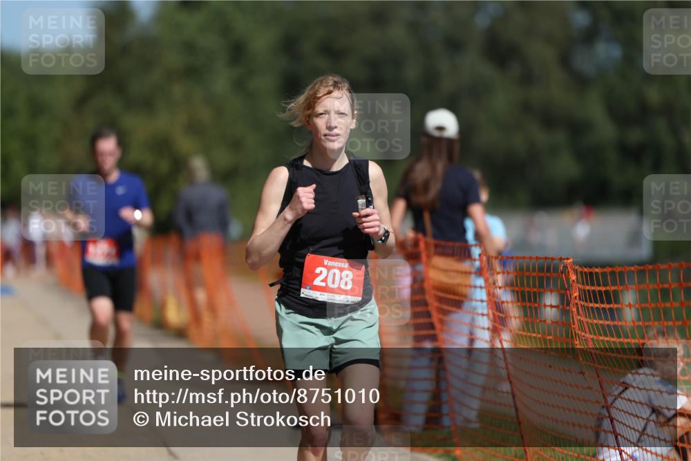 07.09.2025 - 19. Norderstedt Triathlon Michael Strokosch http://msf.ph/oto/8751010 07.09.2025 12:44:33 Laufen 208, 725, 1231, 1361 meine-sportfotos.de