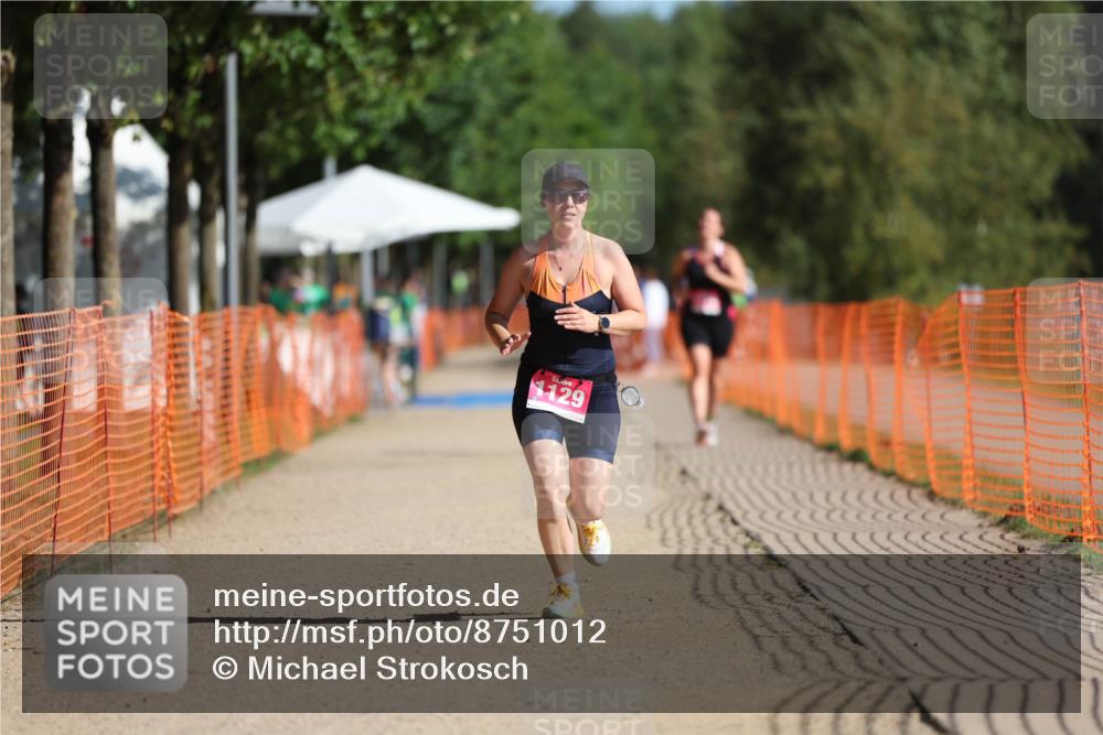 07.09.2025 - 19. Norderstedt Triathlon Michael Strokosch http://msf.ph/oto/8751012 07.09.2025 10:31:51 Laufen 1110, 1129 meine-sportfotos.de