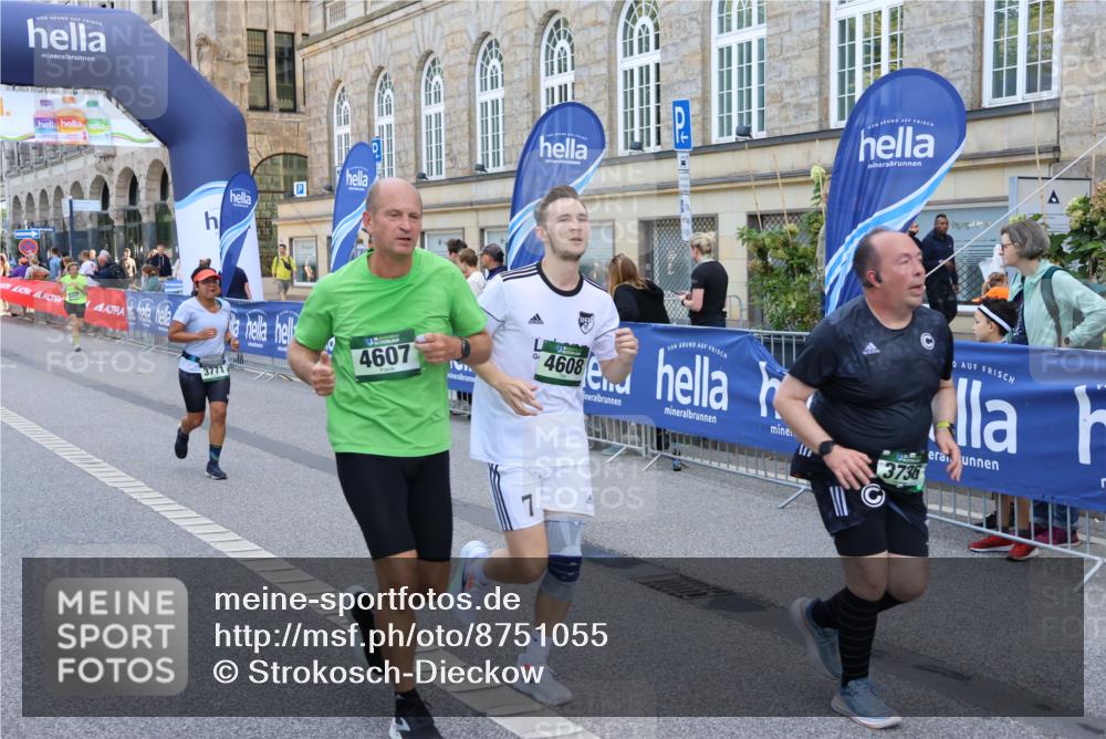 07.09.2025 - BARMER Alsterlauf Strokosch-Dieckow http://msf.ph/oto/8751055 07.09.2025 10:15:15 Ziel 2132, 2698, 2950, 3703, 3776, 4007, 4442, 4443, 4473, 5952, 6047, 6263, 6266, 6267, 6273, 8482 meine-sportfotos.de