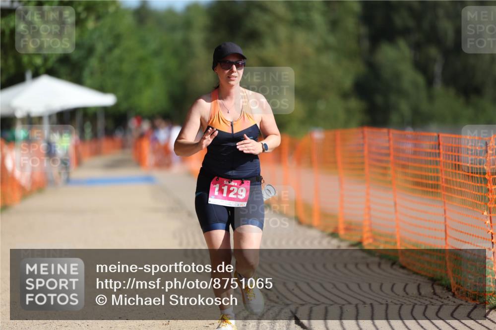 07.09.2025 - 19. Norderstedt Triathlon Michael Strokosch http://msf.ph/oto/8751065 07.09.2025 10:31:53 Laufen 1110, 1129 meine-sportfotos.de