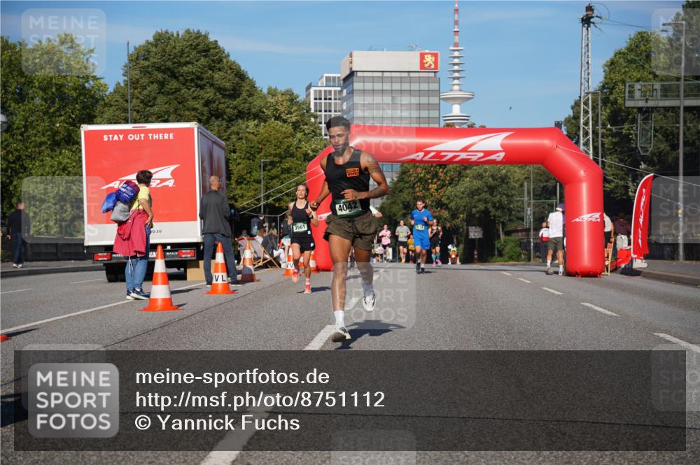 07.09.2025 - BARMER Alsterlauf Yannick Fuchs http://msf.ph/oto/8751112 07.09.2025 09:35:26 Laufen 1, 3561, 4042 meine-sportfotos.de