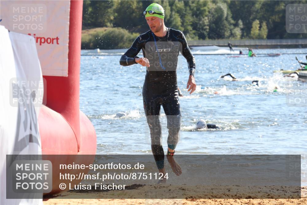 07.09.2025 - 19. Norderstedt Triathlon Luisa Fischer http://msf.ph/oto/8751124 07.09.2025 15:29:08 Schwimmen 512, 521, 528 meine-sportfotos.de