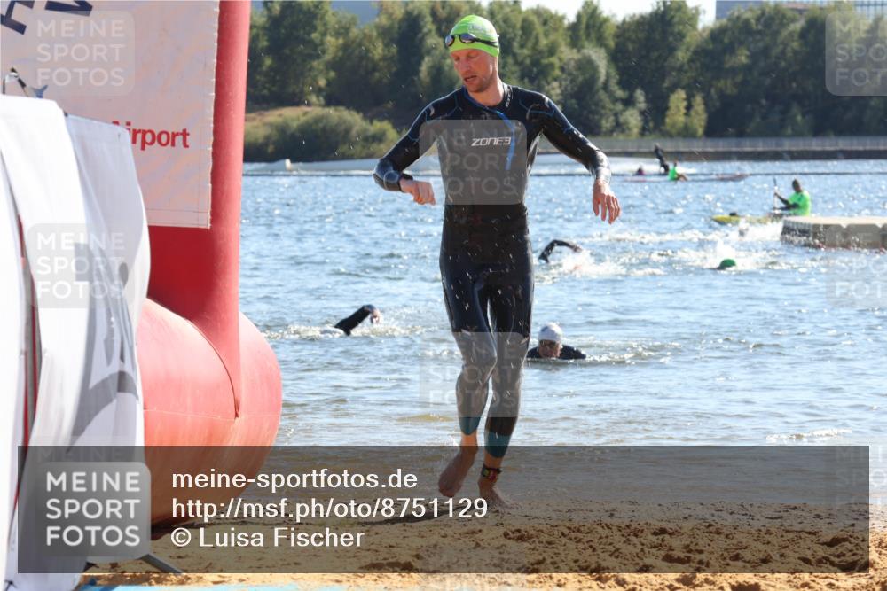 07.09.2025 - 19. Norderstedt Triathlon Luisa Fischer http://msf.ph/oto/8751129 07.09.2025 15:29:08 Schwimmen 512, 521, 528 meine-sportfotos.de