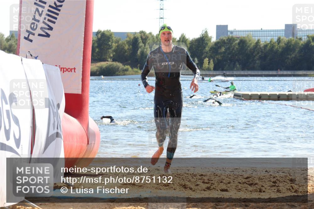 07.09.2025 - 19. Norderstedt Triathlon Luisa Fischer http://msf.ph/oto/8751132 07.09.2025 15:29:09 Schwimmen 512, 521, 528 meine-sportfotos.de
