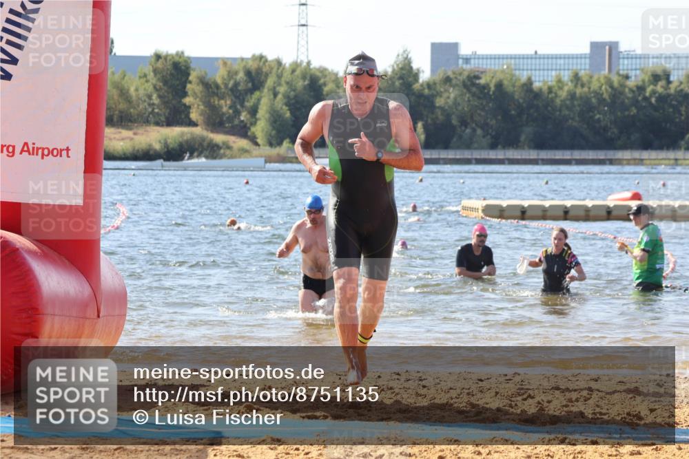07.09.2025 - 19. Norderstedt Triathlon Luisa Fischer http://msf.ph/oto/8751135 07.09.2025 11:18:35 Schwimmen 148, 253, 278, 826, 1217, 1306 meine-sportfotos.de