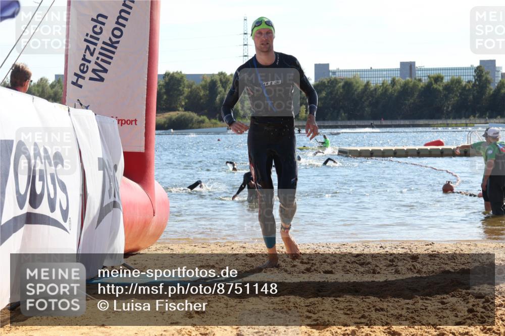 07.09.2025 - 19. Norderstedt Triathlon Luisa Fischer http://msf.ph/oto/8751148 07.09.2025 15:29:10 Schwimmen 512, 521, 528 meine-sportfotos.de