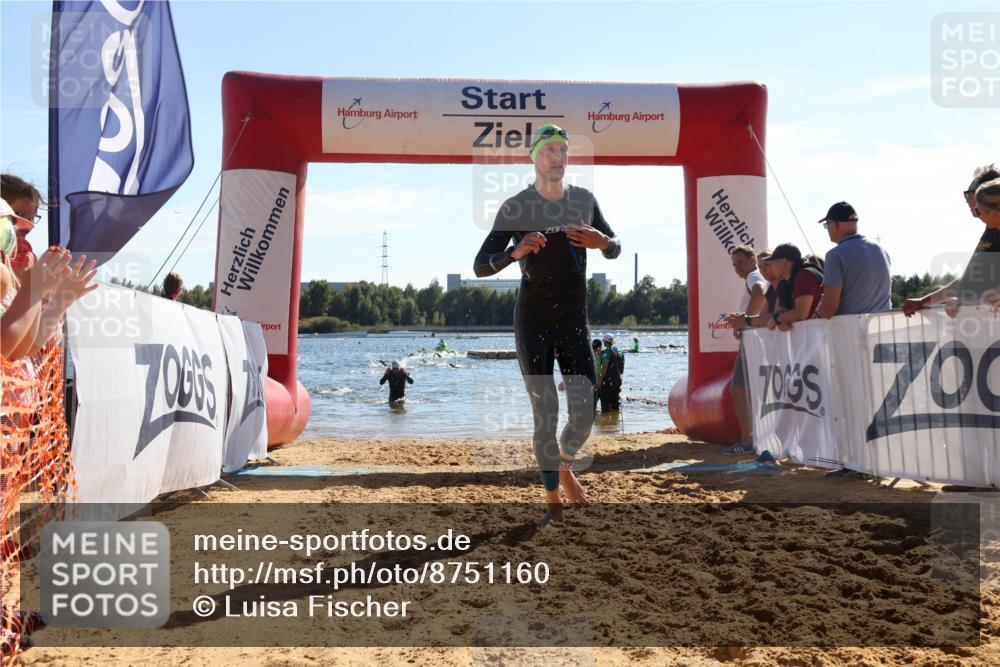 07.09.2025 - 19. Norderstedt Triathlon Luisa Fischer http://msf.ph/oto/8751160 07.09.2025 15:29:11 Schwimmen 512, 521, 528 meine-sportfotos.de