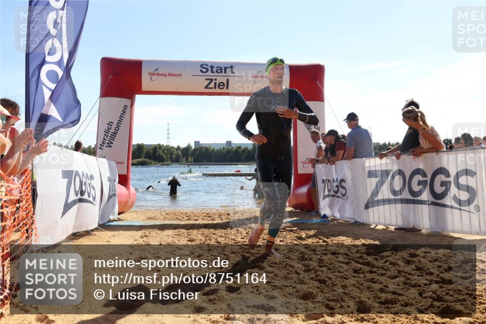 07.09.2025 - 19. Norderstedt Triathlon Luisa Fischer http://msf.ph/oto/8751164 07.09.2025 15:29:11 Schwimmen 512, 521, 528 meine-sportfotos.de
