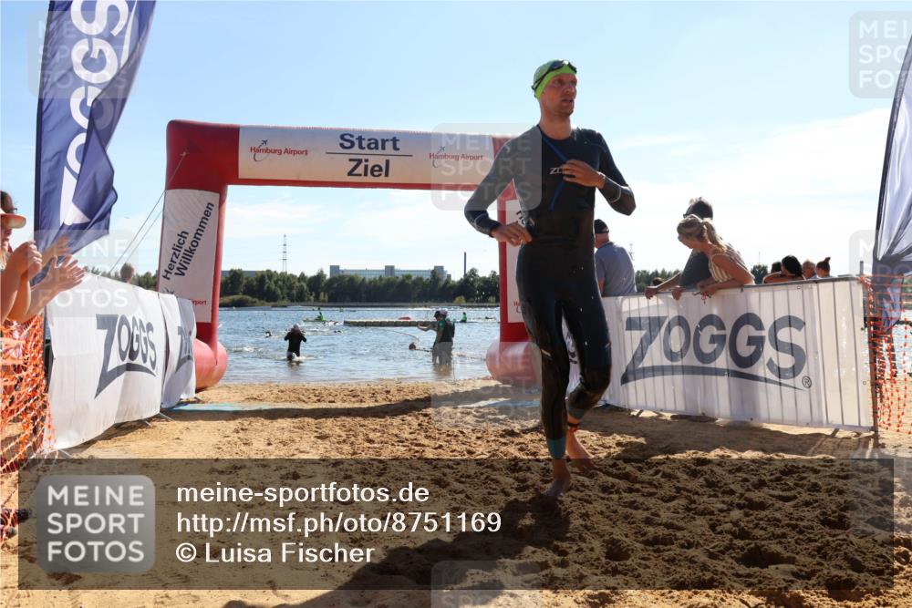 07.09.2025 - 19. Norderstedt Triathlon Luisa Fischer http://msf.ph/oto/8751169 07.09.2025 15:29:12 Schwimmen 512, 521, 528 meine-sportfotos.de
