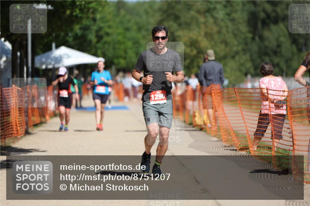 07.09.2025 - 19. Norderstedt Triathlon Michael Strokosch http://msf.ph/oto/8751207 07.09.2025 12:44:48 Laufen 258, 1290 meine-sportfotos.de