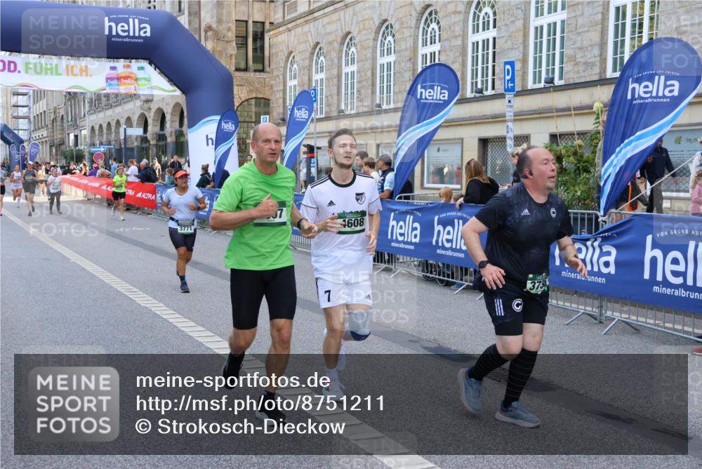07.09.2025 - BARMER Alsterlauf Strokosch-Dieckow http://msf.ph/oto/8751211 07.09.2025 10:15:15 Ziel 2132, 2698, 2950, 3703, 3776, 4007, 4442, 4443, 4473, 5952, 6047, 6263, 6266, 6267, 6273, 8482 meine-sportfotos.de
