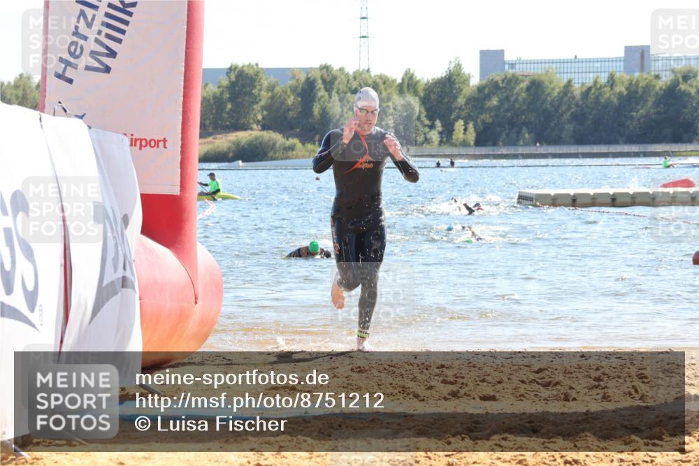 07.09.2025 - 19. Norderstedt Triathlon Luisa Fischer http://msf.ph/oto/8751212 07.09.2025 15:29:21 Schwimmen 528, 535, 540 meine-sportfotos.de