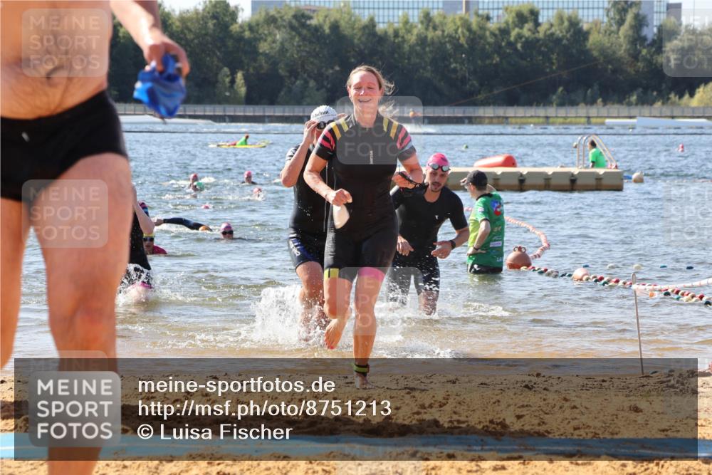 07.09.2025 - 19. Norderstedt Triathlon Luisa Fischer http://msf.ph/oto/8751213 07.09.2025 11:18:42 Schwimmen 148, 191, 299, 801, 822, 826, 1217, 1306 meine-sportfotos.de