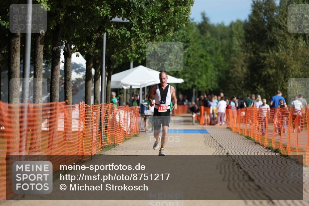 07.09.2025 - 19. Norderstedt Triathlon Michael Strokosch http://msf.ph/oto/8751217 07.09.2025 10:32:38 Laufen  meine-sportfotos.de