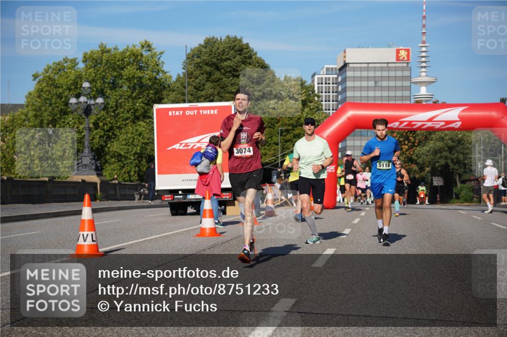 07.09.2025 - BARMER Alsterlauf Yannick Fuchs http://msf.ph/oto/8751233 07.09.2025 09:35:30 Laufen 3074, 5118 meine-sportfotos.de