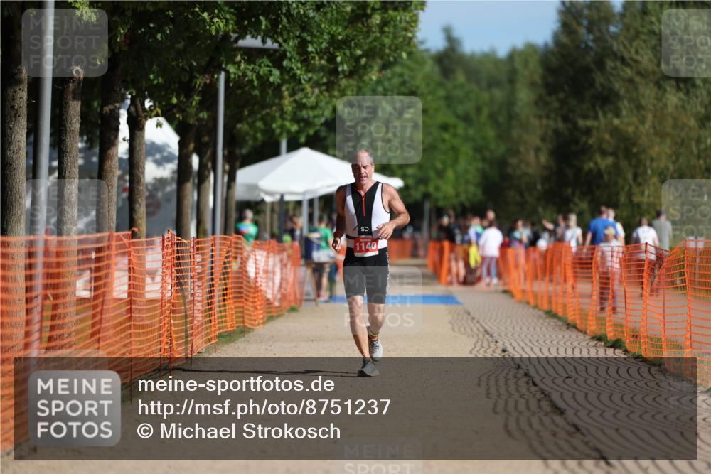 07.09.2025 - 19. Norderstedt Triathlon Michael Strokosch http://msf.ph/oto/8751237 07.09.2025 10:32:40 Laufen 1140 meine-sportfotos.de