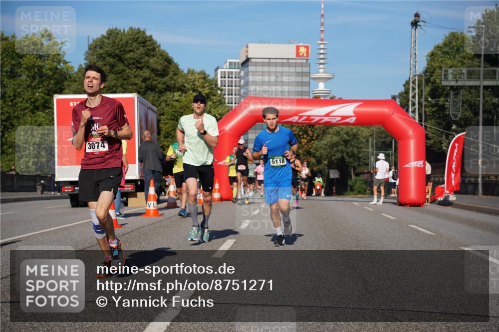 07.09.2025 - BARMER Alsterlauf Yannick Fuchs http://msf.ph/oto/8751271 07.09.2025 09:35:31 Laufen 3074, 5118 meine-sportfotos.de
