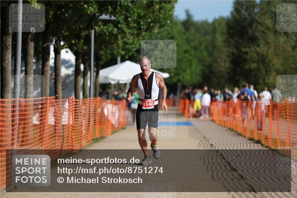 07.09.2025 - 19. Norderstedt Triathlon Michael Strokosch http://msf.ph/oto/8751274 07.09.2025 10:32:41 Laufen 1140 meine-sportfotos.de