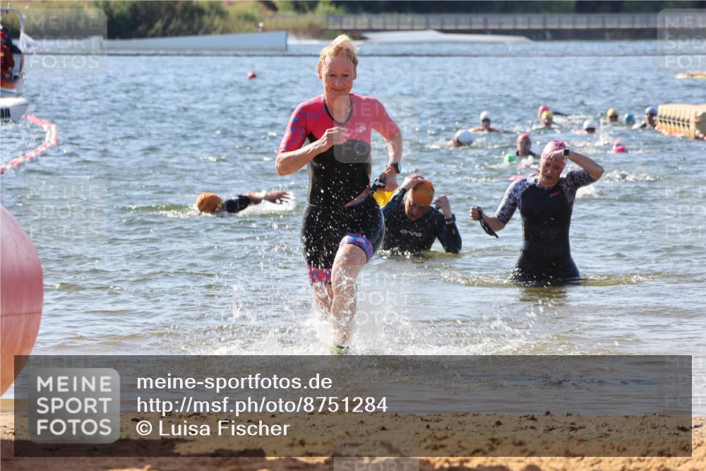 07.09.2025 - 19. Norderstedt Triathlon Luisa Fischer http://msf.ph/oto/8751284 07.09.2025 11:18:55 Schwimmen 155, 191, 299, 801, 822 meine-sportfotos.de