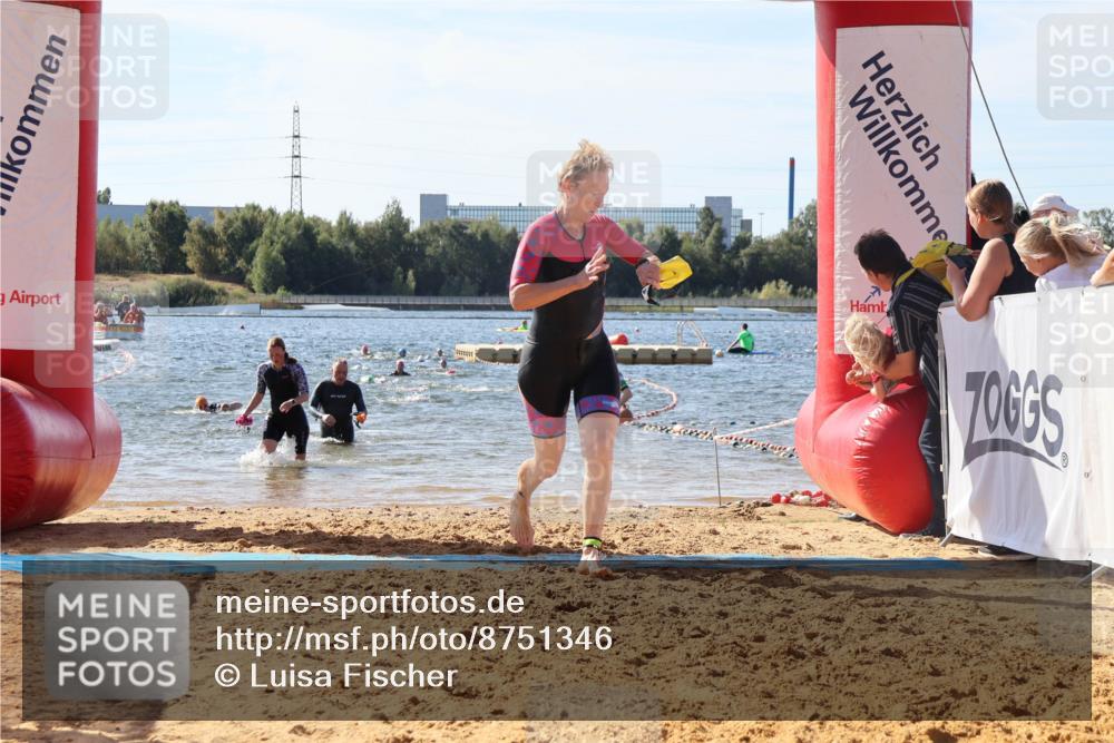 07.09.2025 - 19. Norderstedt Triathlon Luisa Fischer http://msf.ph/oto/8751346 07.09.2025 11:18:59 Schwimmen 155, 191, 299 meine-sportfotos.de