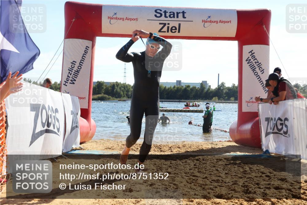 07.09.2025 - 19. Norderstedt Triathlon Luisa Fischer http://msf.ph/oto/8751352 07.09.2025 15:29:48 Schwimmen 492, 496, 497, 515, 520 meine-sportfotos.de