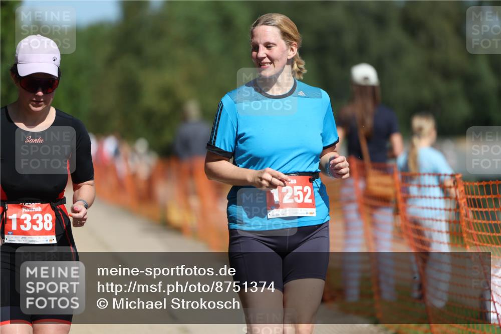 07.09.2025 - 19. Norderstedt Triathlon Michael Strokosch http://msf.ph/oto/8751374 07.09.2025 12:44:58 Laufen 258, 811, 1252, 1338 meine-sportfotos.de