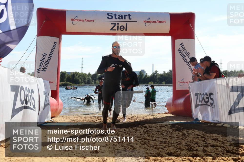 07.09.2025 - 19. Norderstedt Triathlon Luisa Fischer http://msf.ph/oto/8751414 07.09.2025 15:30:01 Schwimmen 493, 494, 502, 525, 546, 547 meine-sportfotos.de