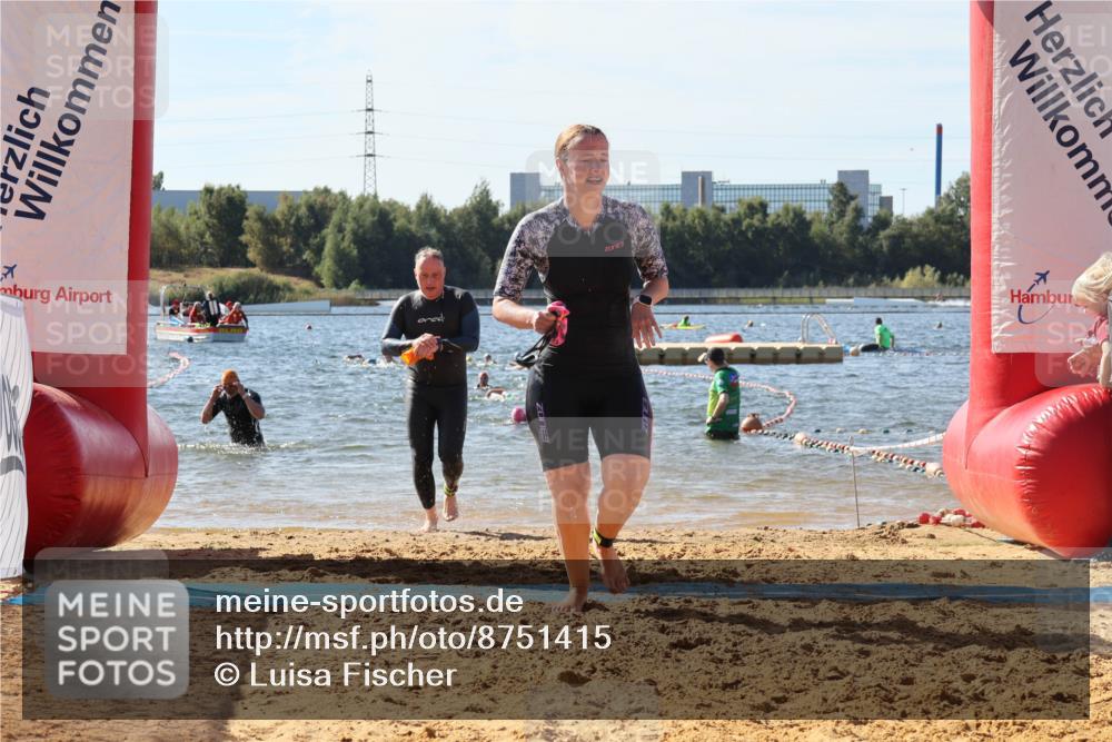 07.09.2025 - 19. Norderstedt Triathlon Luisa Fischer http://msf.ph/oto/8751415 07.09.2025 11:19:06 Schwimmen 155, 184, 1371 meine-sportfotos.de