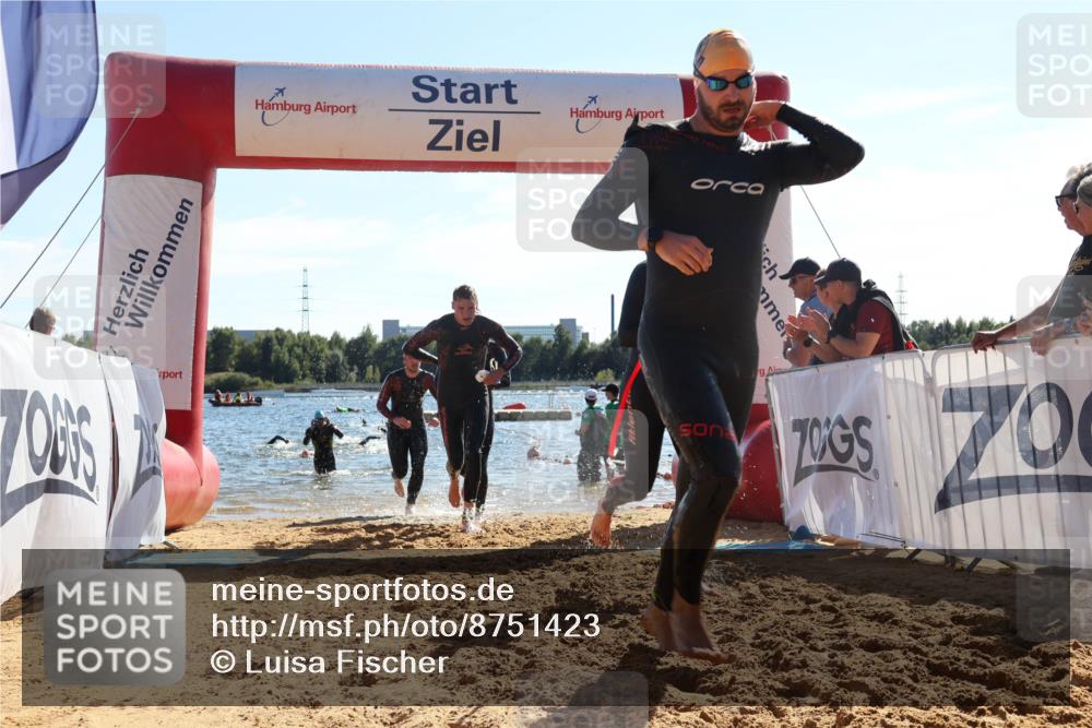 07.09.2025 - 19. Norderstedt Triathlon Luisa Fischer http://msf.ph/oto/8751423 07.09.2025 15:30:02 Schwimmen 493, 494, 502, 525, 546, 547 meine-sportfotos.de