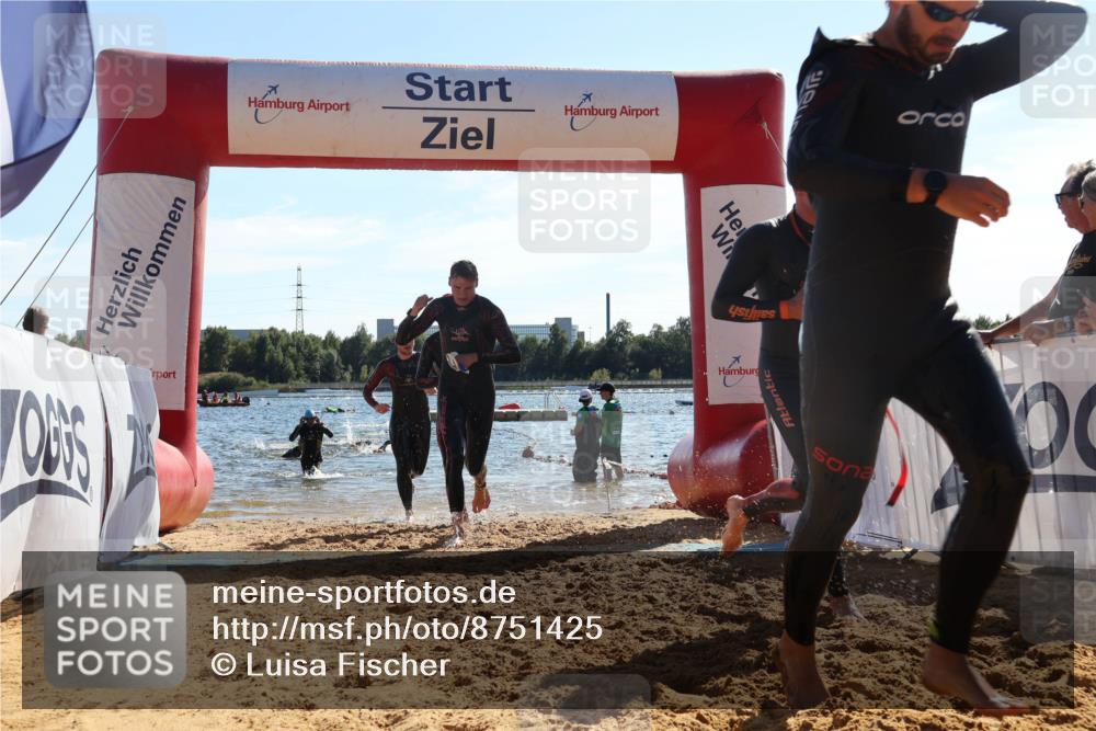 07.09.2025 - 19. Norderstedt Triathlon Luisa Fischer http://msf.ph/oto/8751425 07.09.2025 15:30:02 Schwimmen 493, 494, 502, 525, 546, 547 meine-sportfotos.de