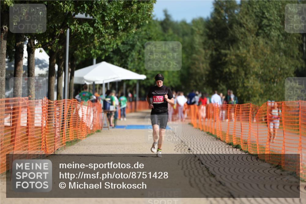 07.09.2025 - 19. Norderstedt Triathlon Michael Strokosch http://msf.ph/oto/8751428 07.09.2025 10:33:08 Laufen 1115 meine-sportfotos.de