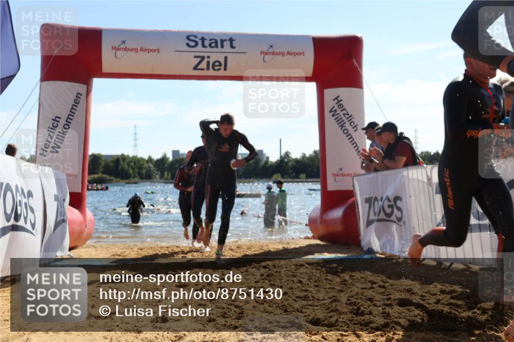 07.09.2025 - 19. Norderstedt Triathlon Luisa Fischer http://msf.ph/oto/8751430 07.09.2025 15:30:02 Schwimmen 493, 494, 502, 525, 546, 547 meine-sportfotos.de