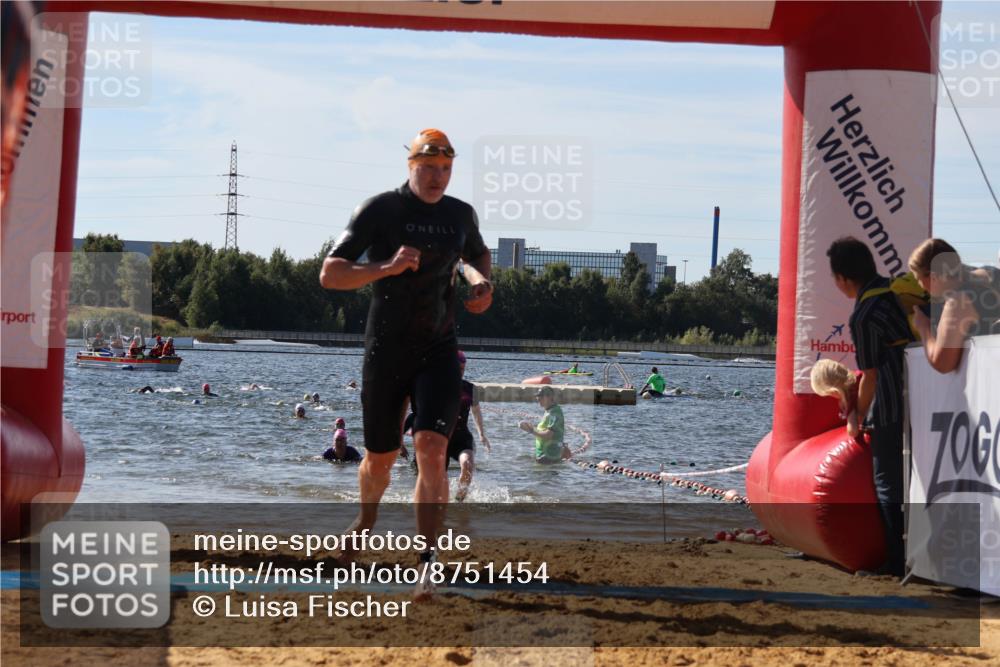 07.09.2025 - 19. Norderstedt Triathlon Luisa Fischer http://msf.ph/oto/8751454 07.09.2025 11:19:17 Schwimmen 184, 201, 303, 1371 meine-sportfotos.de