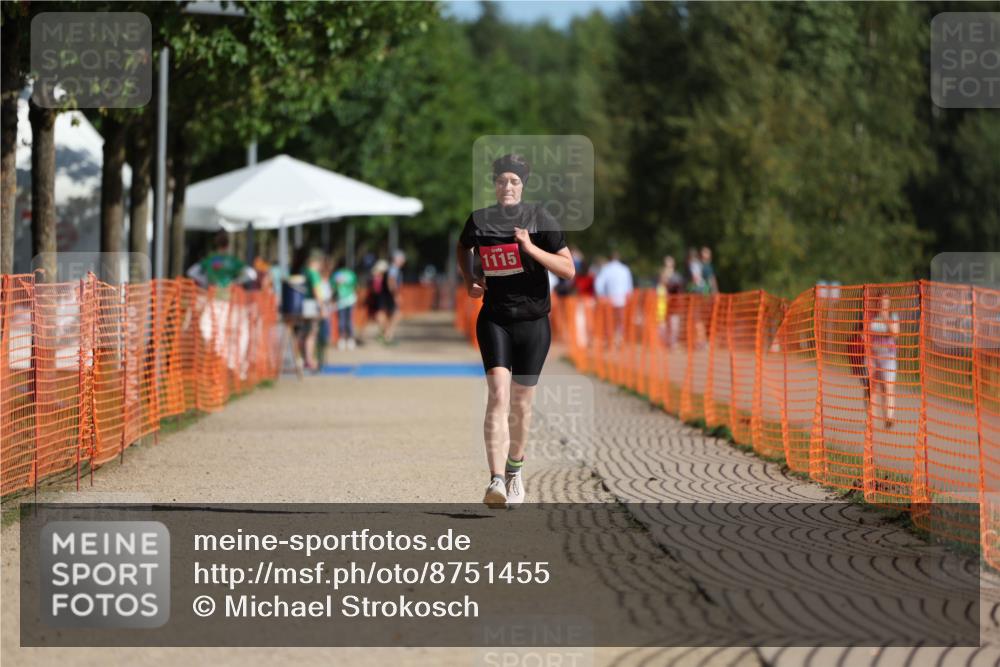 07.09.2025 - 19. Norderstedt Triathlon Michael Strokosch http://msf.ph/oto/8751455 07.09.2025 10:33:10 Laufen 1115 meine-sportfotos.de