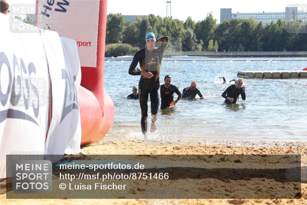07.09.2025 - 19. Norderstedt Triathlon Luisa Fischer http://msf.ph/oto/8751466 07.09.2025 15:30:07 Schwimmen 493, 494, 502, 525, 544, 546, 547 meine-sportfotos.de