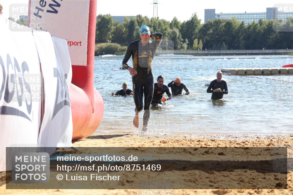 07.09.2025 - 19. Norderstedt Triathlon Luisa Fischer http://msf.ph/oto/8751469 07.09.2025 15:30:08 Schwimmen 493, 494, 502, 525, 544, 546, 547 meine-sportfotos.de
