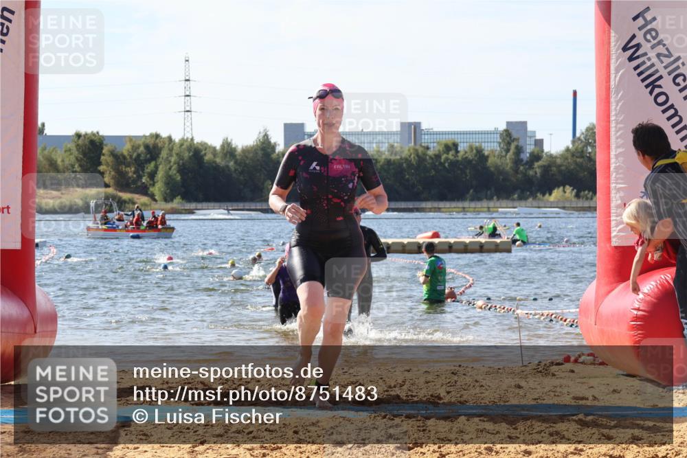 07.09.2025 - 19. Norderstedt Triathlon Luisa Fischer http://msf.ph/oto/8751483 07.09.2025 11:19:22 Schwimmen 201, 303, 1265 meine-sportfotos.de