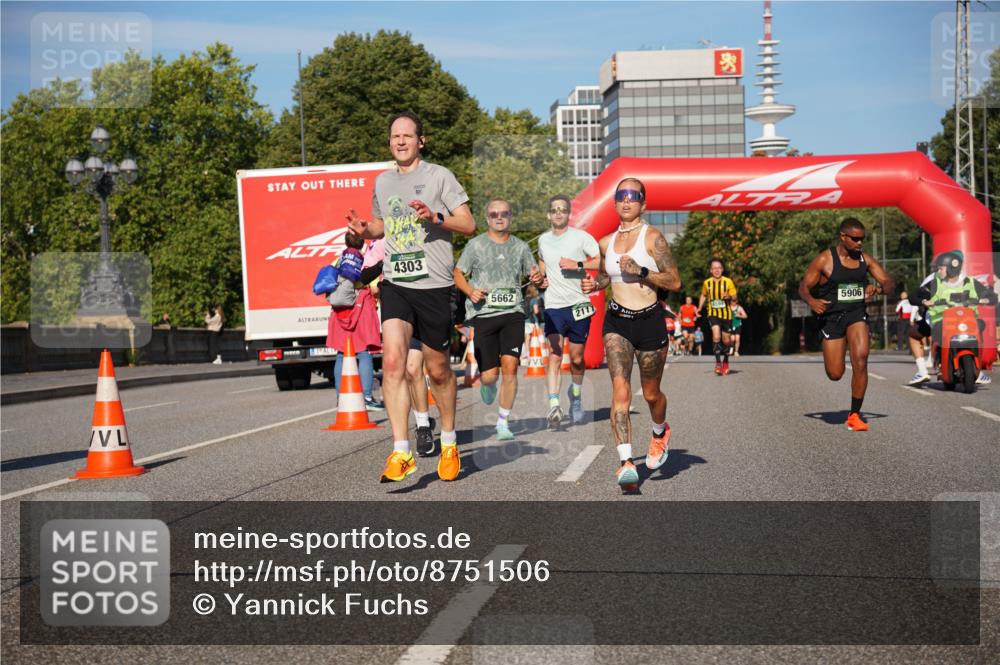 07.09.2025 - BARMER Alsterlauf Yannick Fuchs http://msf.ph/oto/8751506 07.09.2025 09:35:39 Laufen 4303, 1, 5662, 2111, 4594, 5906 meine-sportfotos.de