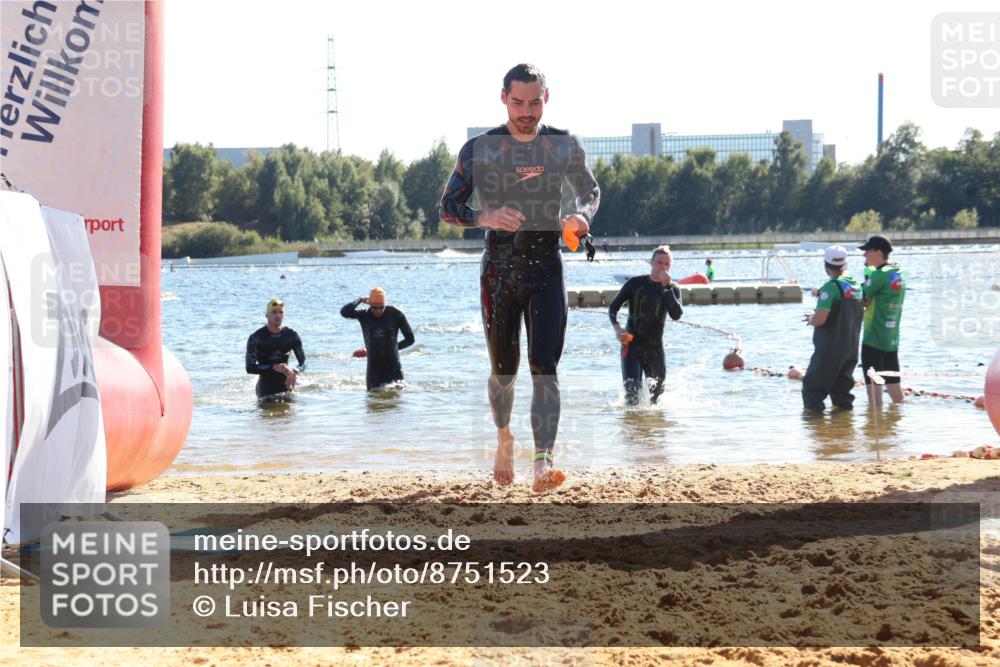 07.09.2025 - 19. Norderstedt Triathlon Luisa Fischer http://msf.ph/oto/8751523 07.09.2025 15:30:14 Schwimmen 490, 494, 502, 525, 544, 546 meine-sportfotos.de