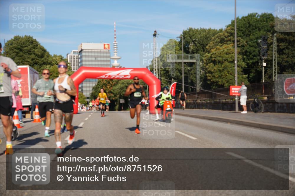 07.09.2025 - BARMER Alsterlauf Yannick Fuchs http://msf.ph/oto/8751526 07.09.2025 09:35:40 Laufen  meine-sportfotos.de
